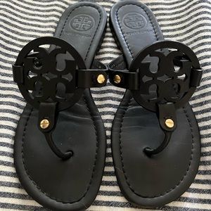 Tory Burch Matte Black Millers Miller Sandals Leather size 7 M Authentic EUC